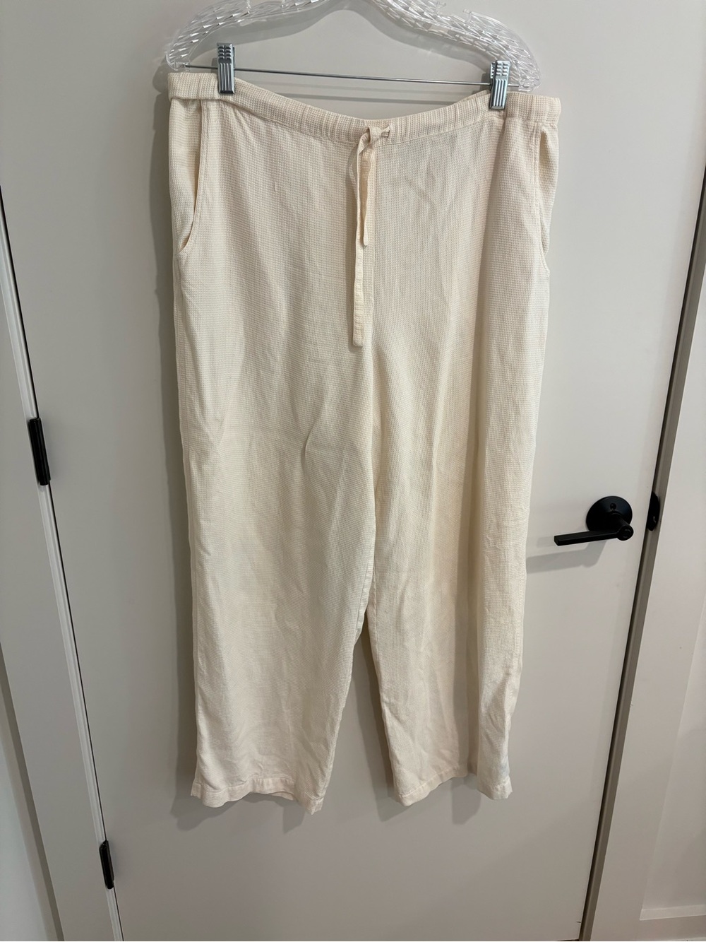 VNTG Amanda Smith Cream Silk Drawstring Wide-Leg Pants Neutral Classy Minimal M